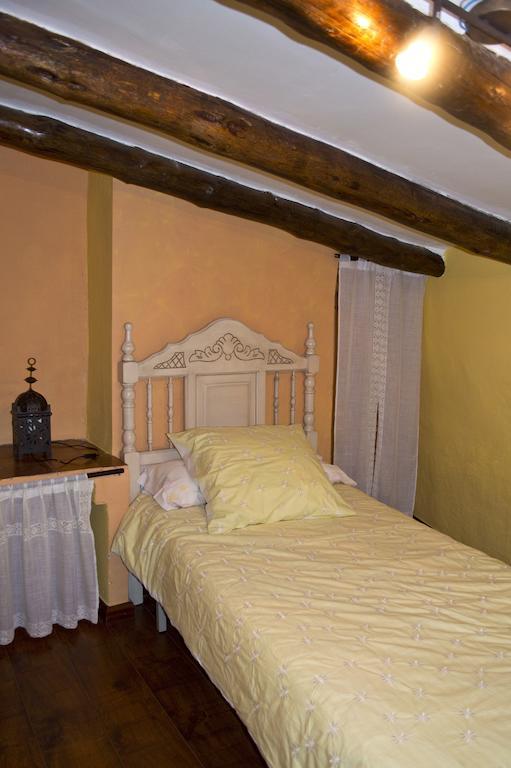 Casa Rural Los Lilos Gotor Zimmer foto